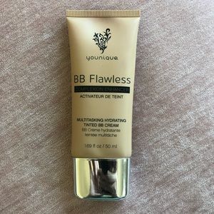 Younique BB flawless